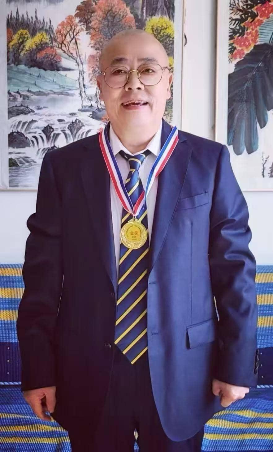 f50f3f403f0b5b8cebe9755a254a0d2c_